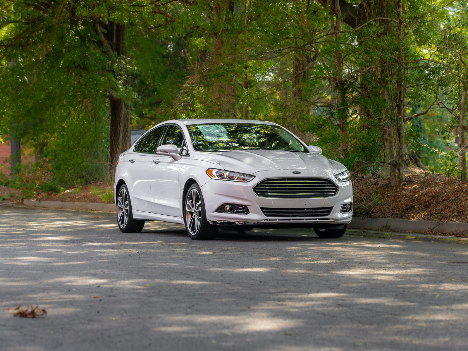 Used 2020 Ford Fusion Titanium FWD image 40