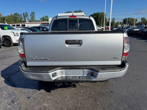 Used 2015 Toyota Tacoma 4x4 Double Cab image 4