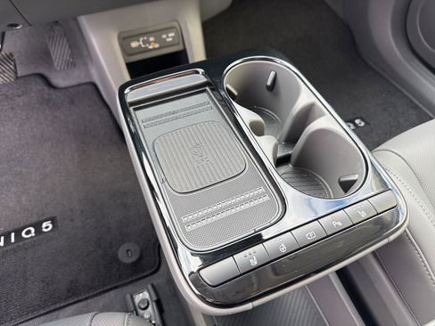 Certified 2025 Hyundai Ioniq 5 SEL image 27