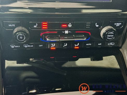 Used 2025 Jeep Grand Cherokee L Altitude image 16