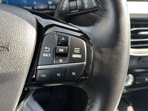 Used 2025 Ford Escape Platinum image 21