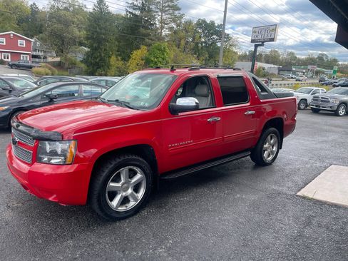 Used 2012 Chevrolet Avalanche LT w/ All-Star Edition image 10