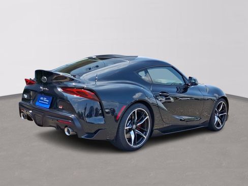 Used 2022 Toyota Supra Premium w/ Driver Assist Package RWD image 6