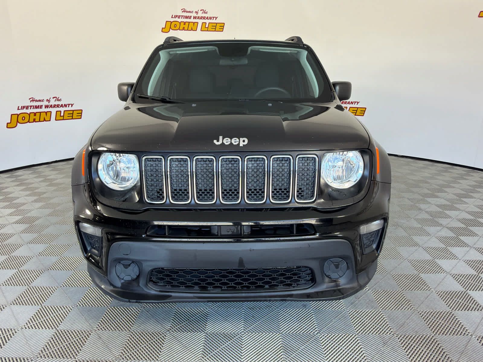 Used 2020 Jeep Renegade Sport w/ Sport Appearance Group AWD/4WD image 9