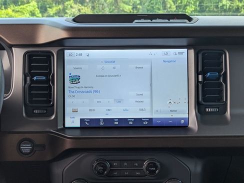 Used 2022 Ford Bronco Outer Banks AWD/4WD image 17