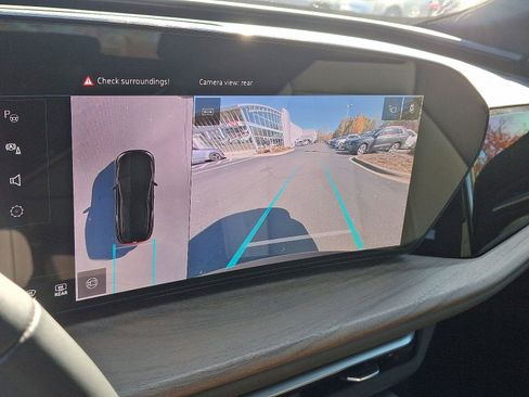 Used 2025 Audi Q5 Premium Plus image 17