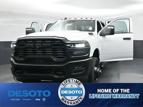 New 2026 RAM 3500 Tradesman AWD/4WD image 59