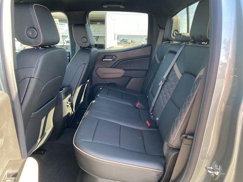 New 2026 GMC Canyon Denali AWD/4WD image 32