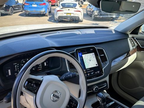 Used 2019 Volvo XC90 T5 Momentum image 22