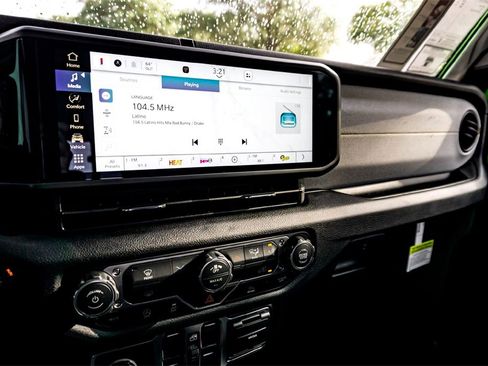 New 2026 Jeep Gladiator Sport image 14