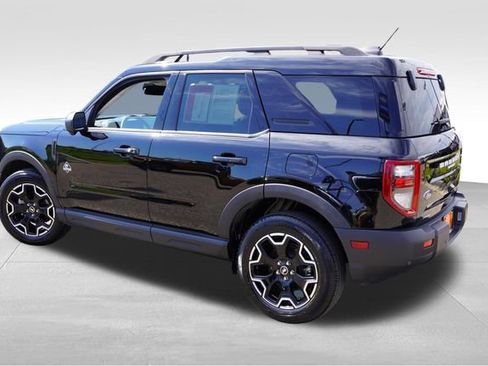 Used 2025 Ford Bronco Sport Outer Banks w/ Outer Banks Tech Package+ AWD/4WD image 8