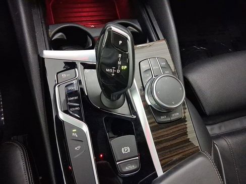 Used 2017 BMW 540i image 15