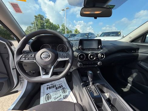 Used 2023 Nissan Sentra S FWD image 12