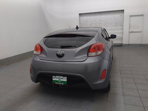Used 2016 Hyundai Veloster w/ Option Group 03 FWD image 7