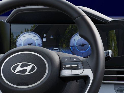 New 2026 Hyundai Elantra Limited FWD image 14