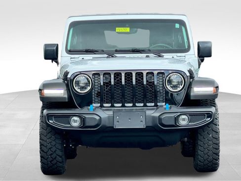 Used 2023 Jeep Wrangler Unlimited w/ Cold Weather Group AWD/4WD image 2