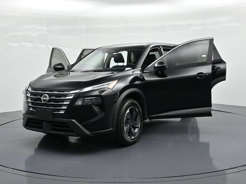 Used 2024 Nissan Rogue SV AWD/4WD image 24