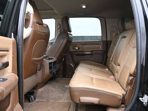 Used 2022 RAM 3500 Limited AWD/4WD image 18