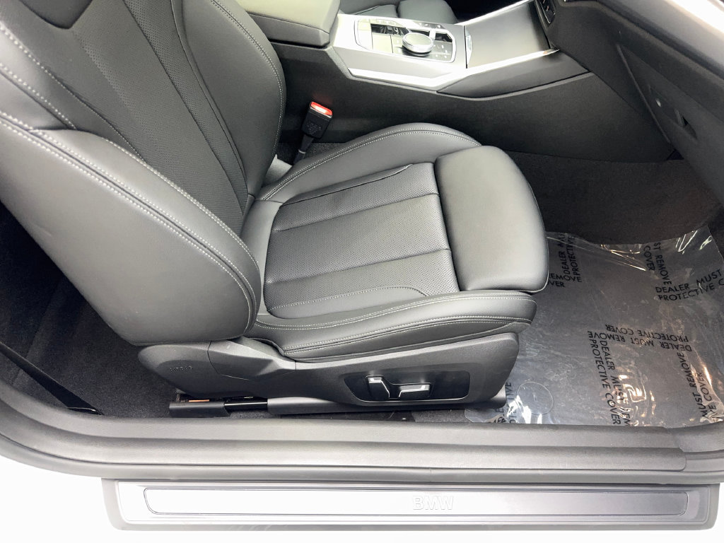 Used 2026 BMW 230i Coupe RWD image 39
