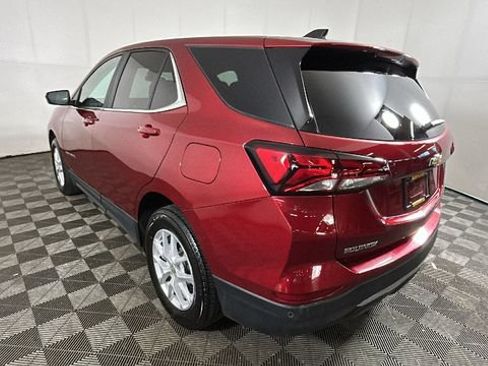 Used 2024 Chevrolet Equinox LT AWD/4WD image 4