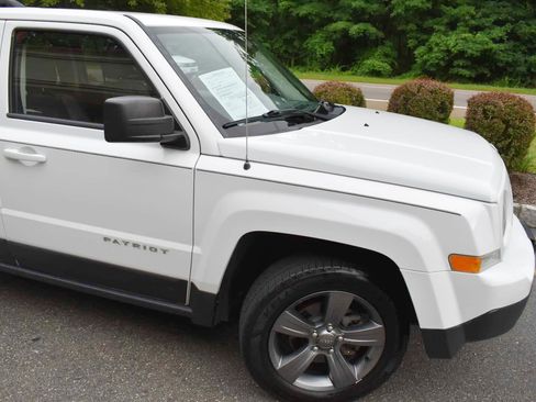 Used 2014 Jeep Patriot High Altitude FWD image 63