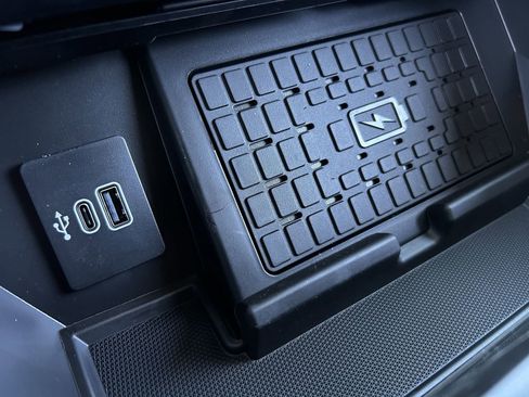 New 2025 Ford F150 Platinum w/ Equipment Group 702A High image 52