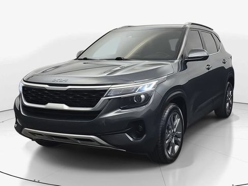 Used 2023 Kia Seltos S FWD image 6