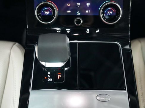 Used 2021 Land Rover Range Rover Velar S AWD/4WD image 28