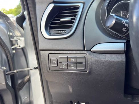 Used 2018 MAZDA CX-9 Touring w/ Touring Premium Package FWD image 21