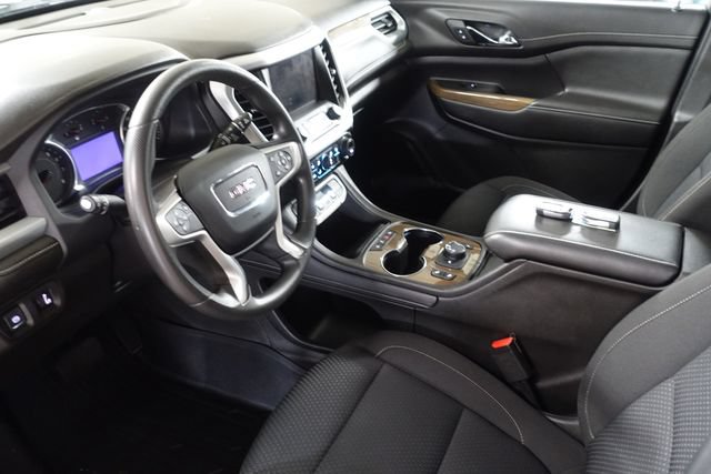 Used 2023 GMC Acadia SLE w/ Driver Convenience Package FWD image 10