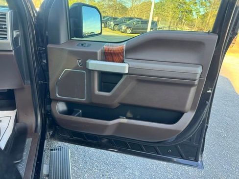 Used 2015 Ford F150 King Ranch w/ Equipment Group 601A Luxury image 10