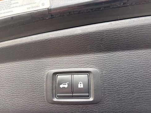 Used 2022 Mitsubishi Outlander SEL image 37