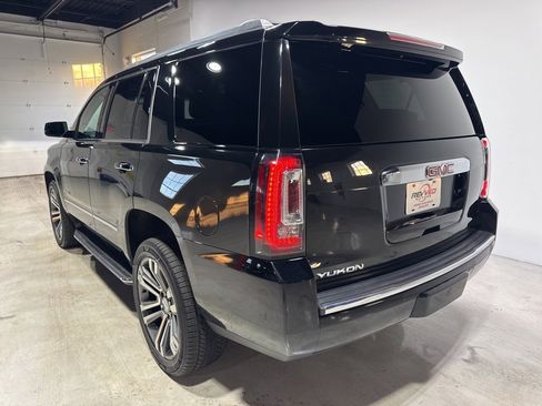 Used 2019 GMC Yukon Denali image 5
