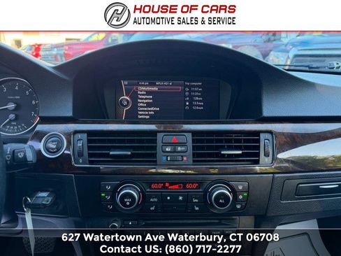Used 2011 BMW 328i xDrive Sedan AWD/4WD image 29