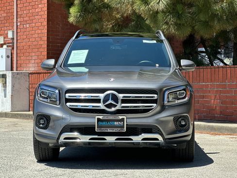 Certified 2022 Mercedes-Benz GLB 250 4MATIC image 9