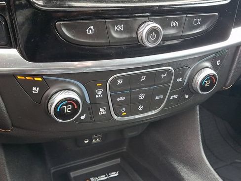 Used 2020 Chevrolet Traverse Premier w/ Redline Edition AWD/4WD image 18