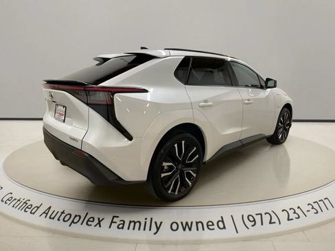 Used 2026 Toyota bZ AWD/4WD image 6