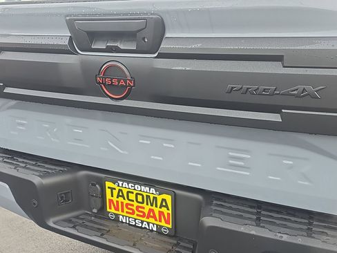 New 2026 Nissan Frontier PRO-4X w/ Pro-4x Convenience Package image 25