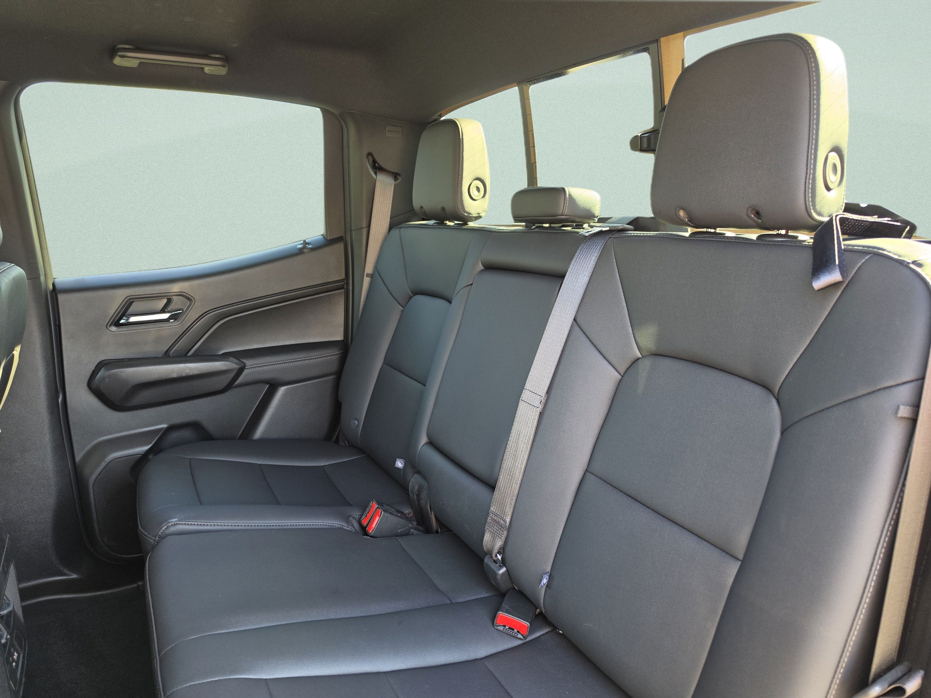 Used 2026 Chevrolet Colorado LT w/ LT Convenience Package RWD image 22