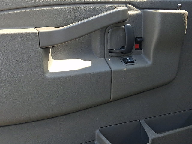 Used 2025 GMC Savana 2500 w/ Driver Convenience Package RWD image 22