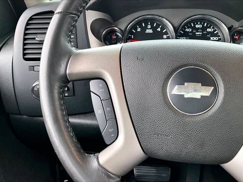 Used 2009 Chevrolet Silverado 1500 LT w/ Power Pack Plus RWD image 23
