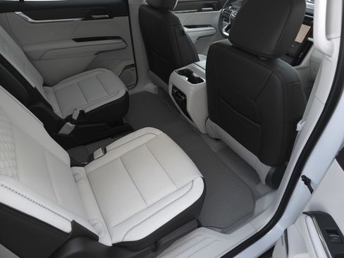 New 2026 GMC Acadia Denali w/ Super Cruise Package image 41