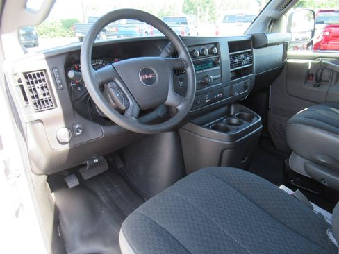 Used 2025 GMC Savana 2500 w/ Driver Convenience Package RWD image 20