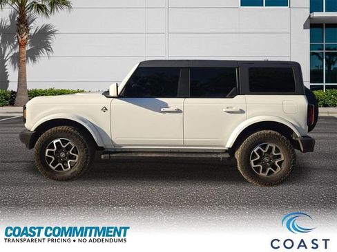 Used 2021 Ford Bronco Outer Banks image 3