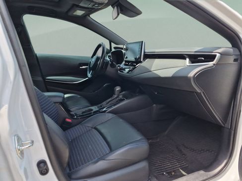 Used 2022 Toyota Corolla XSE FWD image 18