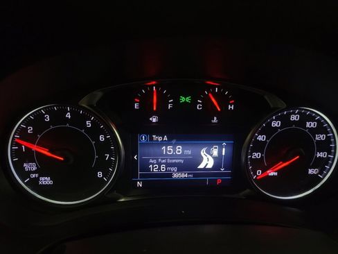 Used 2023 GMC Terrain SLE w/ Elevation Edition image 23