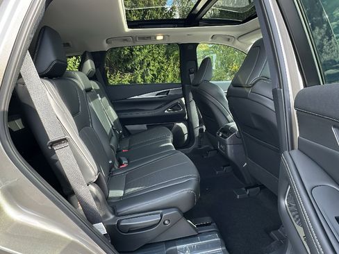 New 2026 INFINITI QX60 Luxe w/ Cargo Package image 10