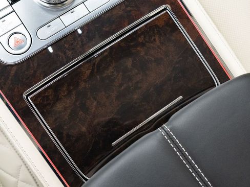 Used 2023 Bentley Continental GT Azure AWD/4WD image 37
