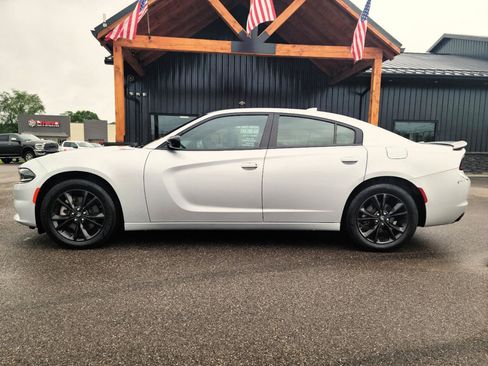 Used 2022 Dodge Charger SXT w/ Driver Convenience Group AWD/4WD image 18