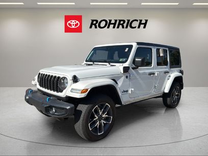 Used 2024 Jeep Wrangler Unlimited w/ Convenience Group